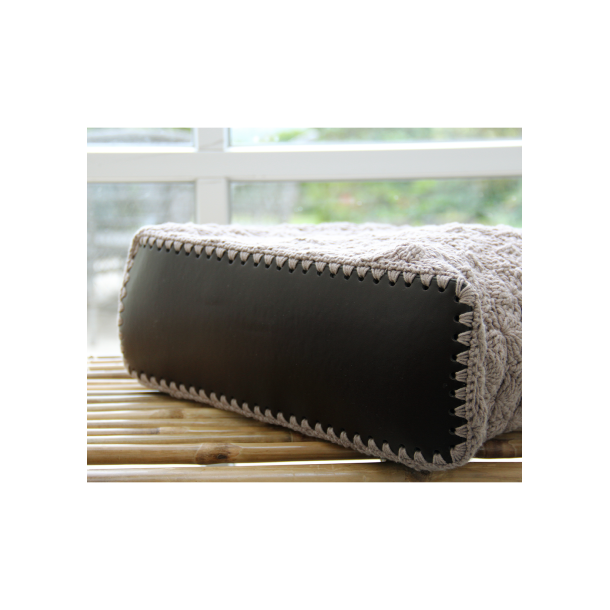 Wheel Stitch with PU leather base - DK