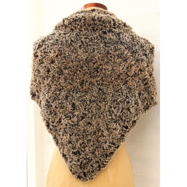 Granny Shawl Fur Lux - UK