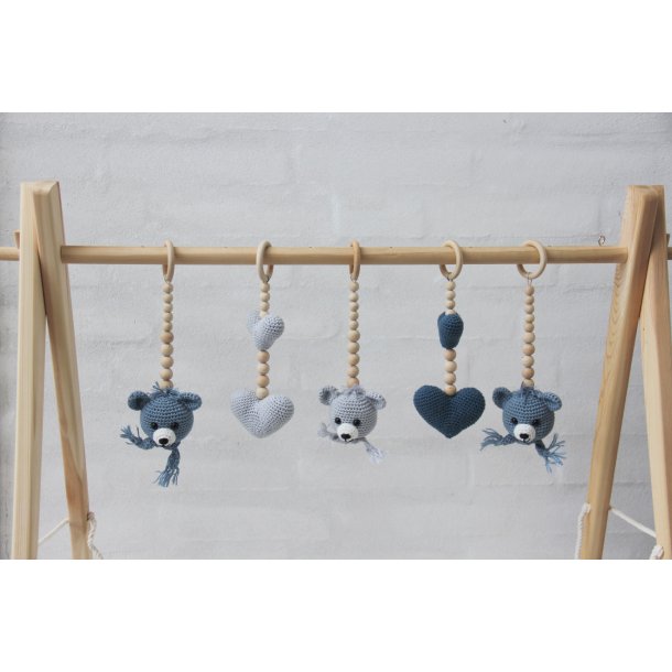 Bearhead and hearts - UK