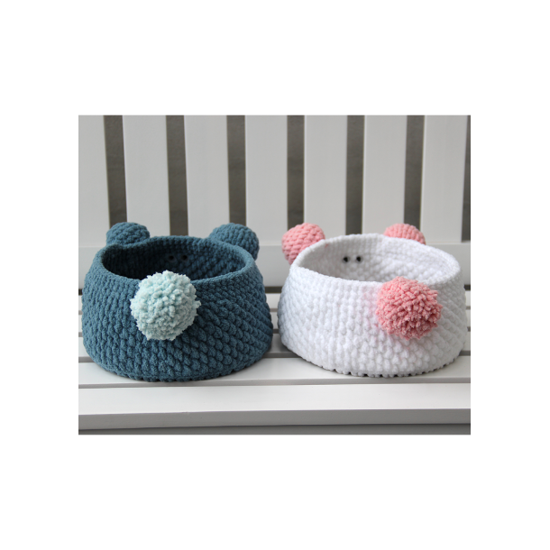 Teddy Basket with PU leather base - UK