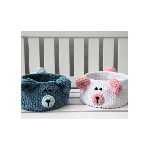 Teddy Basket with PU leather base - UK