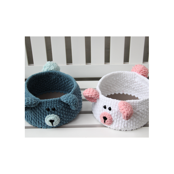 Teddy Basket with PU leather base - UK