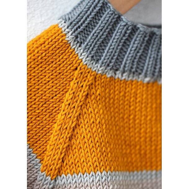 Amy Raglan Sweater - Women &amp; Plus size (XS - XL) - UK