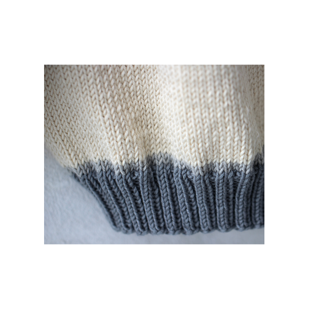 Amy Raglan Sweater - Women &amp; Plus size (XS - XL) - UK