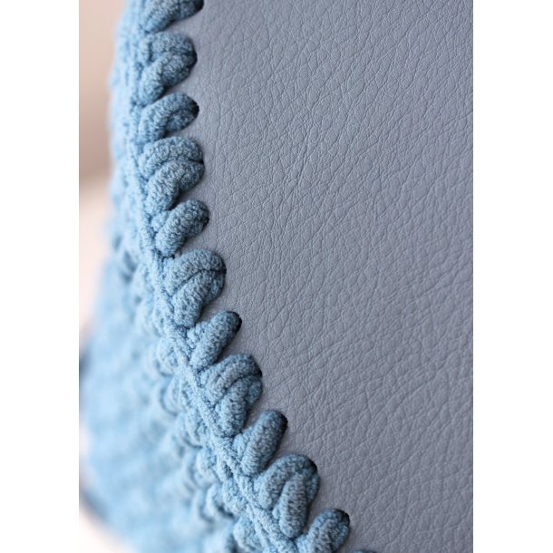 Teddy Basket Big with PU leather base - UK