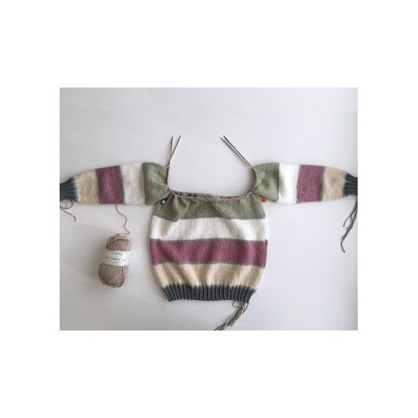 Amy Raglan Sweater - Women &amp; Plus size (XS - XL) - UK