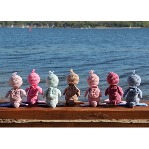 Soft TPE figure - feet - yellow - 70 mm - 2 pcs. 