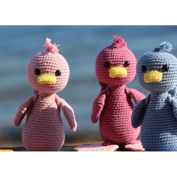 Soft TPE figure - feet - yellow - 70 mm - 2 pcs. 