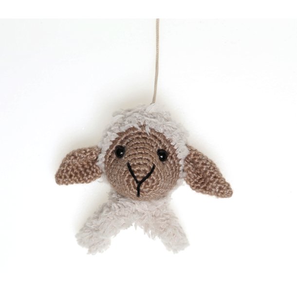 Chanel with blanket &amp; ring - FR