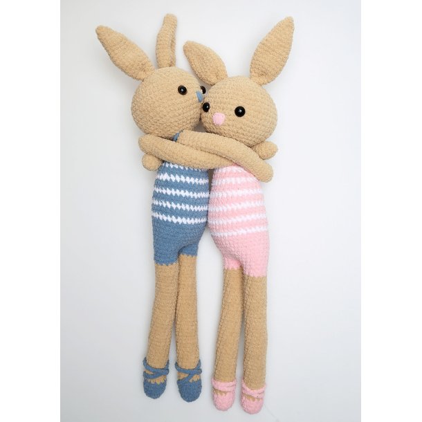 Bathing Bunnies - DK