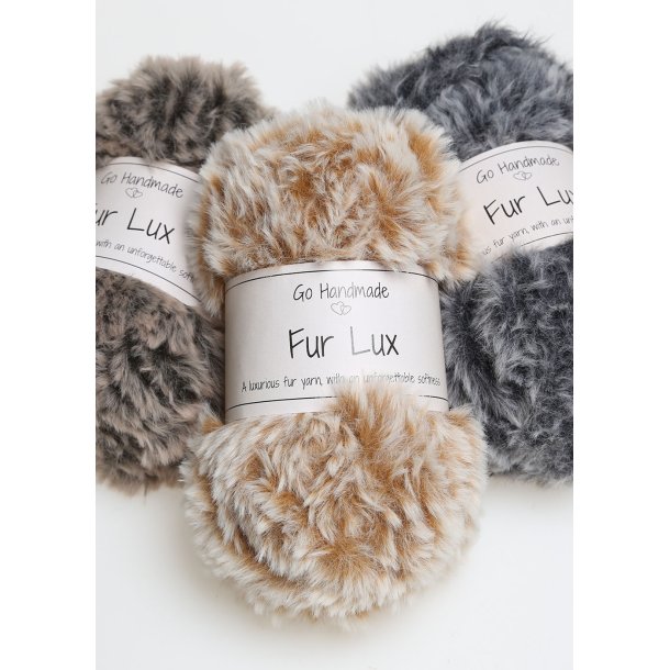 Granny Shawl Fur Lux - UK